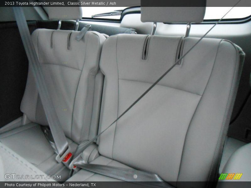 Classic Silver Metallic / Ash 2013 Toyota Highlander Limited