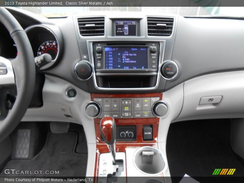 Classic Silver Metallic / Ash 2013 Toyota Highlander Limited