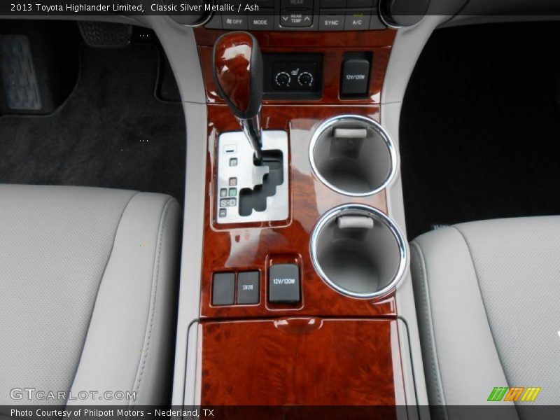 Classic Silver Metallic / Ash 2013 Toyota Highlander Limited