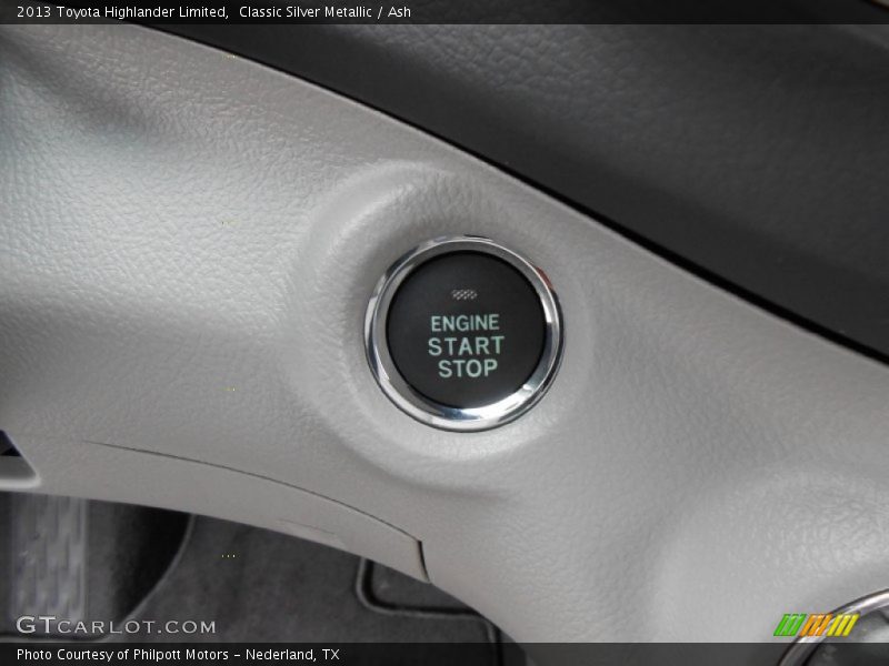 Classic Silver Metallic / Ash 2013 Toyota Highlander Limited