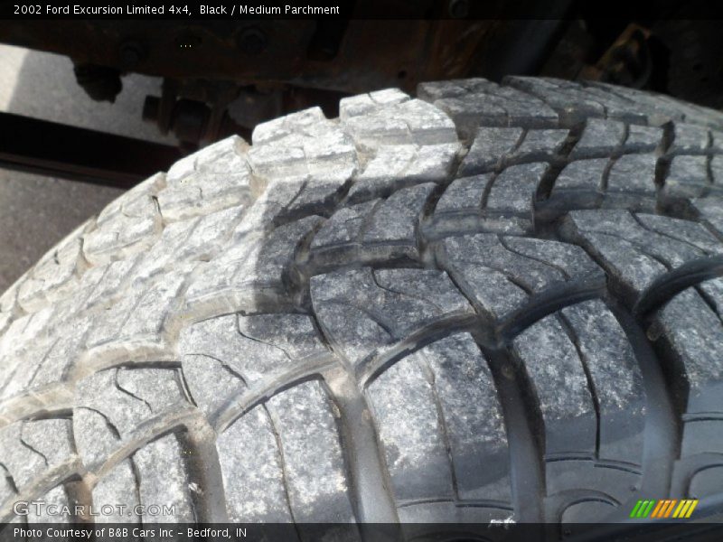 Black / Medium Parchment 2002 Ford Excursion Limited 4x4