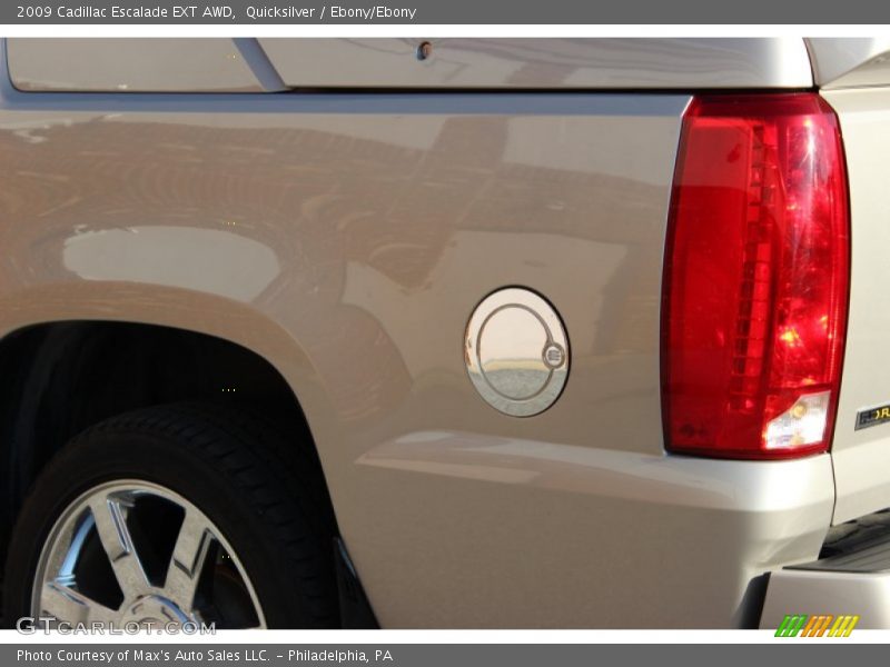 Quicksilver / Ebony/Ebony 2009 Cadillac Escalade EXT AWD