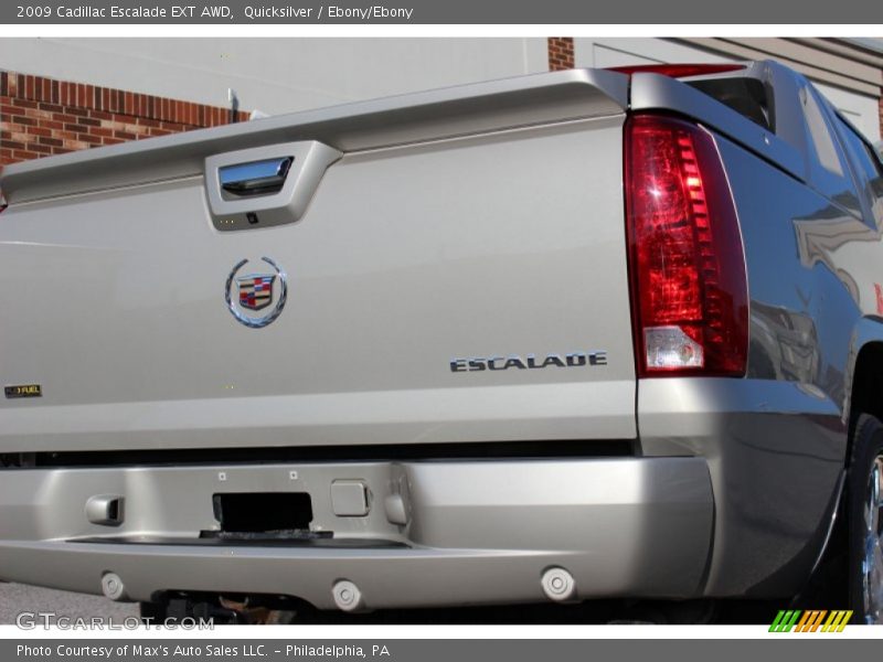 Quicksilver / Ebony/Ebony 2009 Cadillac Escalade EXT AWD