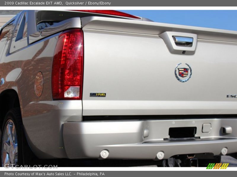Quicksilver / Ebony/Ebony 2009 Cadillac Escalade EXT AWD