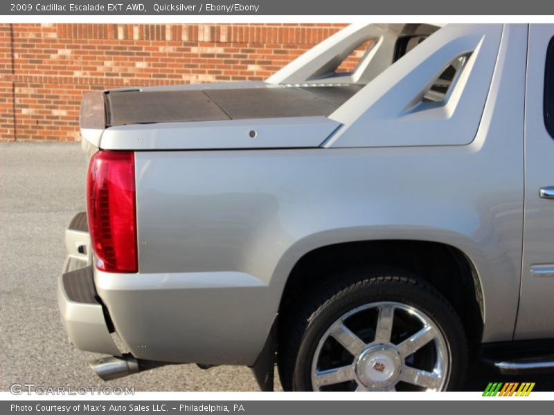 Quicksilver / Ebony/Ebony 2009 Cadillac Escalade EXT AWD