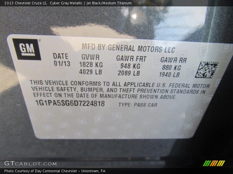 Cyber Gray Metallic / Jet Black/Medium Titanium 2013 Chevrolet Cruze LS