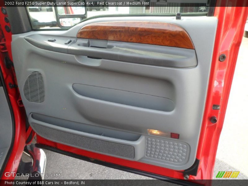 Door Panel of 2002 F250 Super Duty Lariat SuperCab 4x4