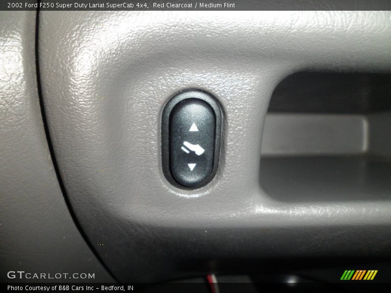 Red Clearcoat / Medium Flint 2002 Ford F250 Super Duty Lariat SuperCab 4x4