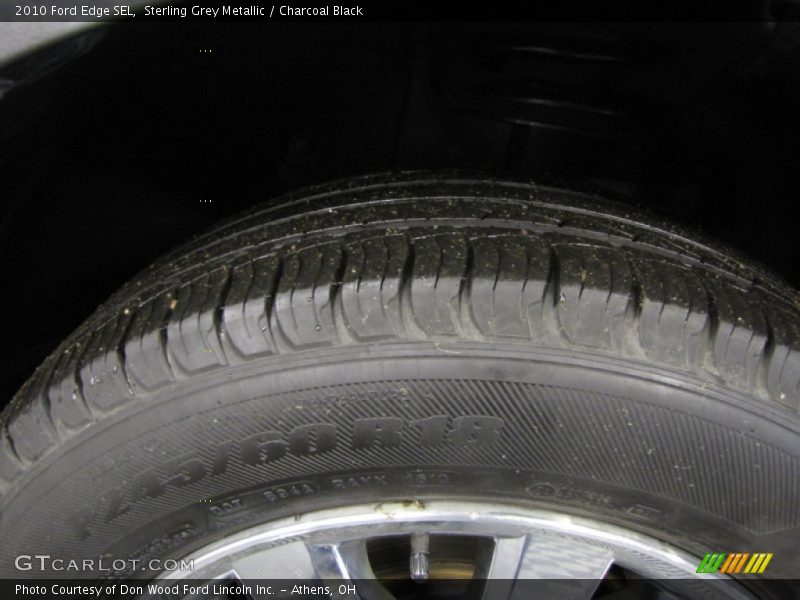 Sterling Grey Metallic / Charcoal Black 2010 Ford Edge SEL