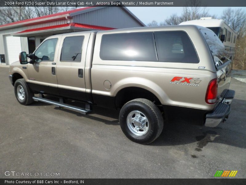 Arizona Beige Metallic / Medium Parchment 2004 Ford F250 Super Duty Lariat Crew Cab 4x4
