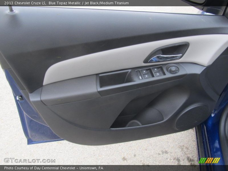 Blue Topaz Metallic / Jet Black/Medium Titanium 2013 Chevrolet Cruze LS