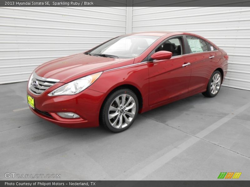Sparkling Ruby / Black 2013 Hyundai Sonata SE