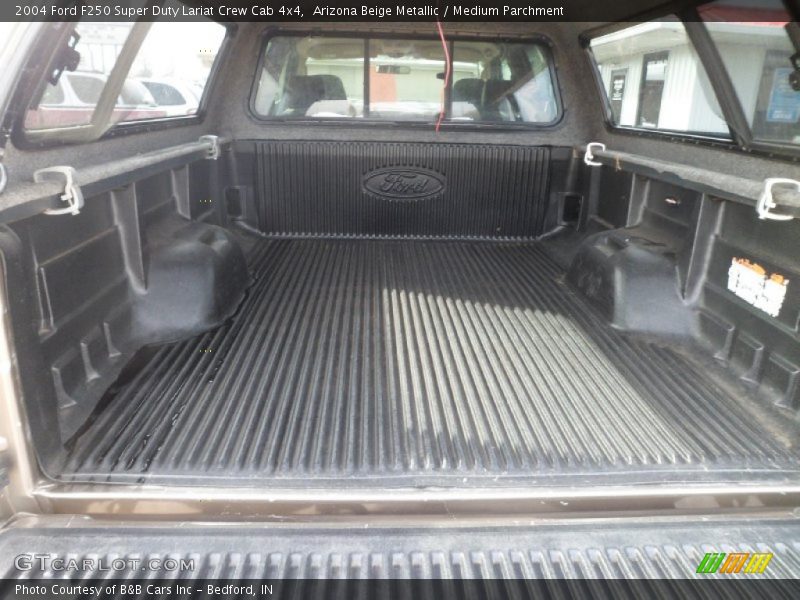 Arizona Beige Metallic / Medium Parchment 2004 Ford F250 Super Duty Lariat Crew Cab 4x4