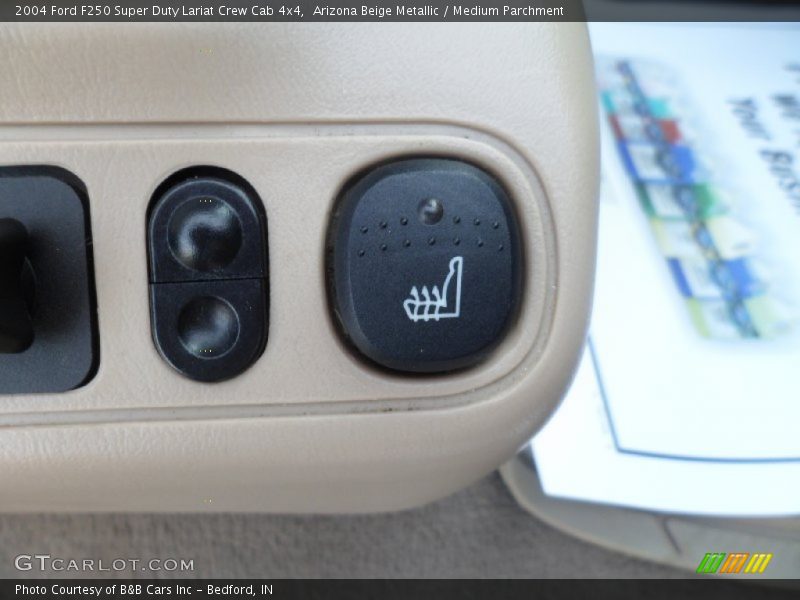 Arizona Beige Metallic / Medium Parchment 2004 Ford F250 Super Duty Lariat Crew Cab 4x4