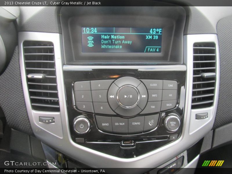Cyber Gray Metallic / Jet Black 2013 Chevrolet Cruze LT