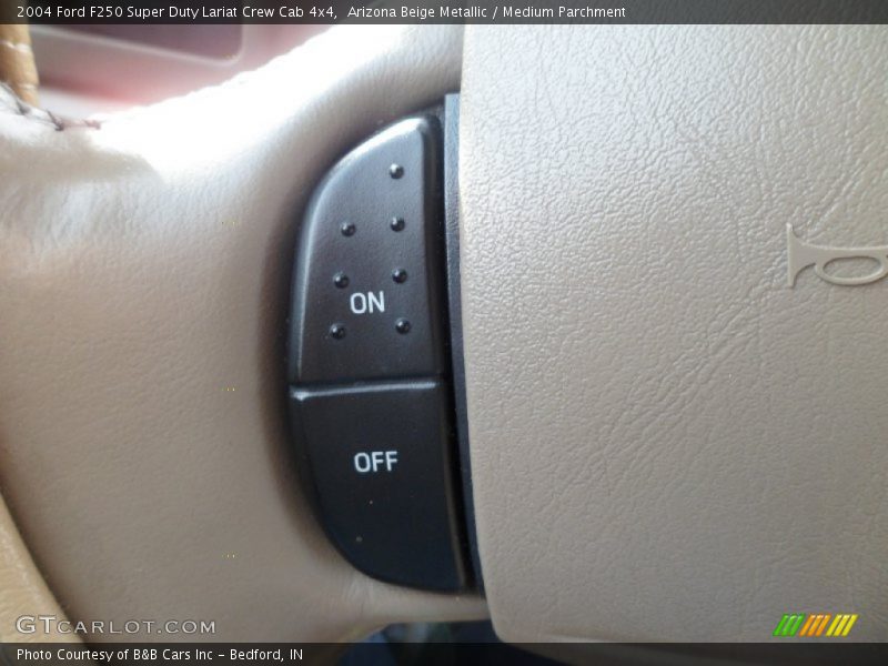 Arizona Beige Metallic / Medium Parchment 2004 Ford F250 Super Duty Lariat Crew Cab 4x4