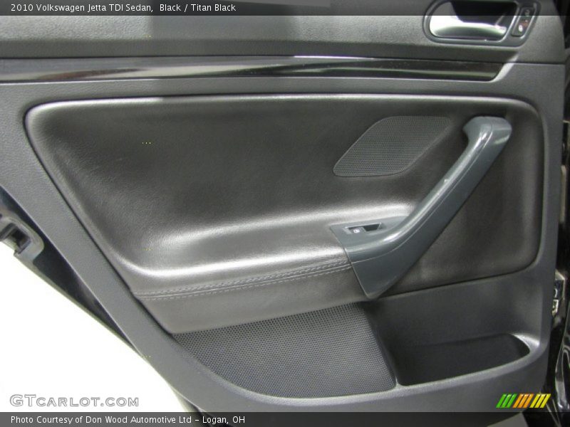 Black / Titan Black 2010 Volkswagen Jetta TDI Sedan