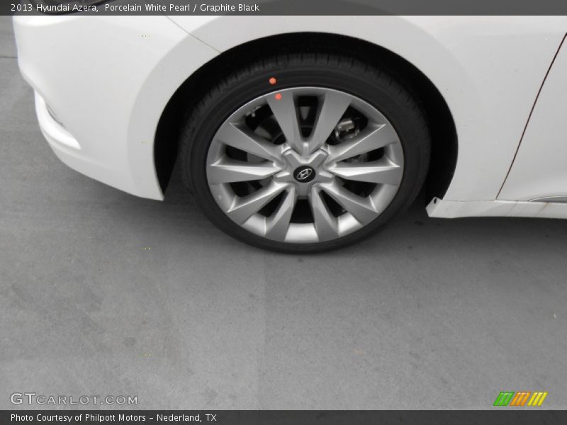 Porcelain White Pearl / Graphite Black 2013 Hyundai Azera