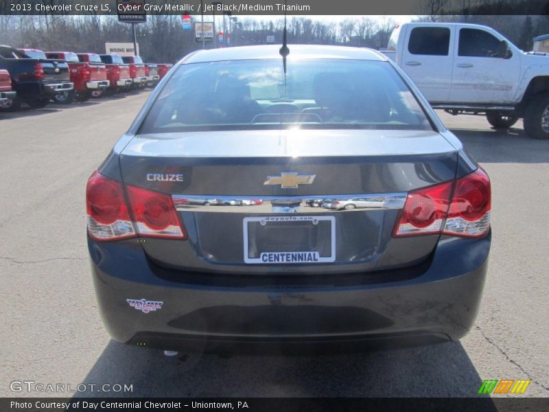 Cyber Gray Metallic / Jet Black/Medium Titanium 2013 Chevrolet Cruze LS