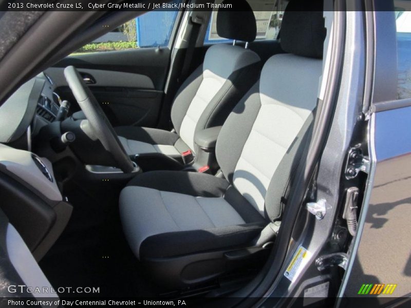 Cyber Gray Metallic / Jet Black/Medium Titanium 2013 Chevrolet Cruze LS