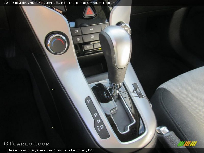 Cyber Gray Metallic / Jet Black/Medium Titanium 2013 Chevrolet Cruze LS