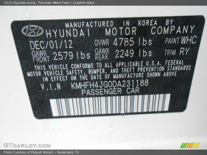 Porcelain White Pearl / Graphite Black 2013 Hyundai Azera