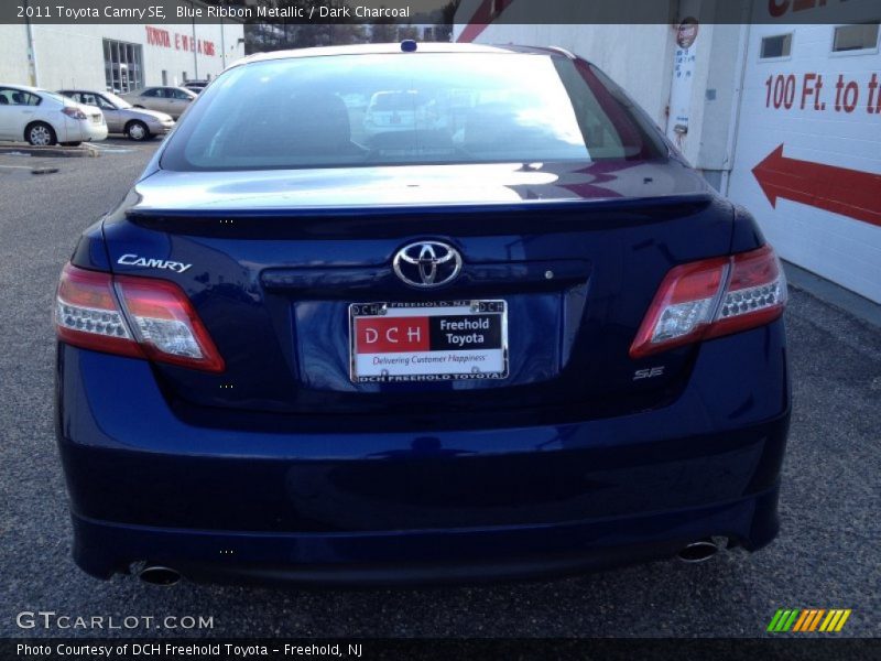 Blue Ribbon Metallic / Dark Charcoal 2011 Toyota Camry SE