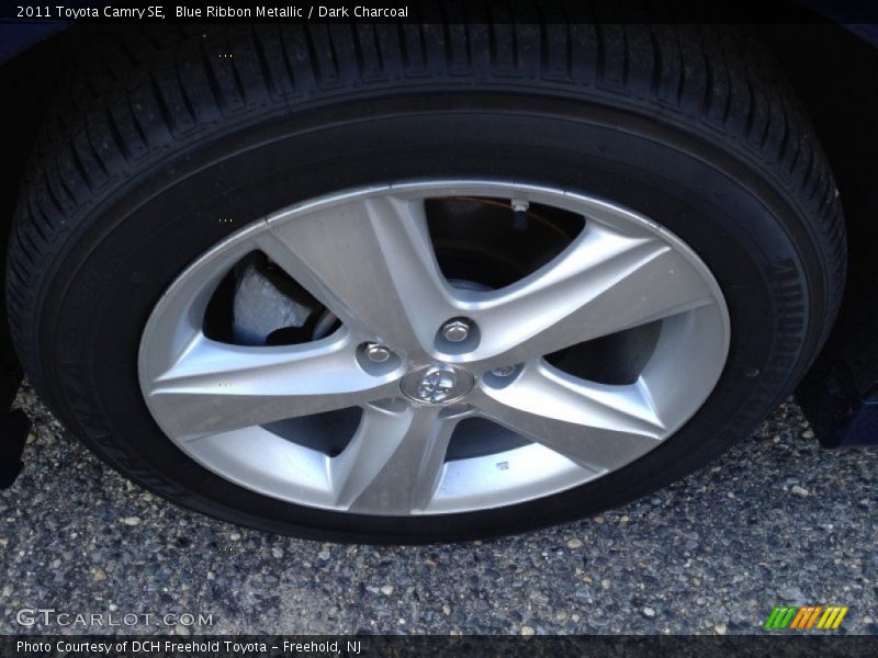 Blue Ribbon Metallic / Dark Charcoal 2011 Toyota Camry SE