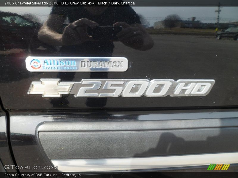 Black / Dark Charcoal 2006 Chevrolet Silverado 2500HD LS Crew Cab 4x4