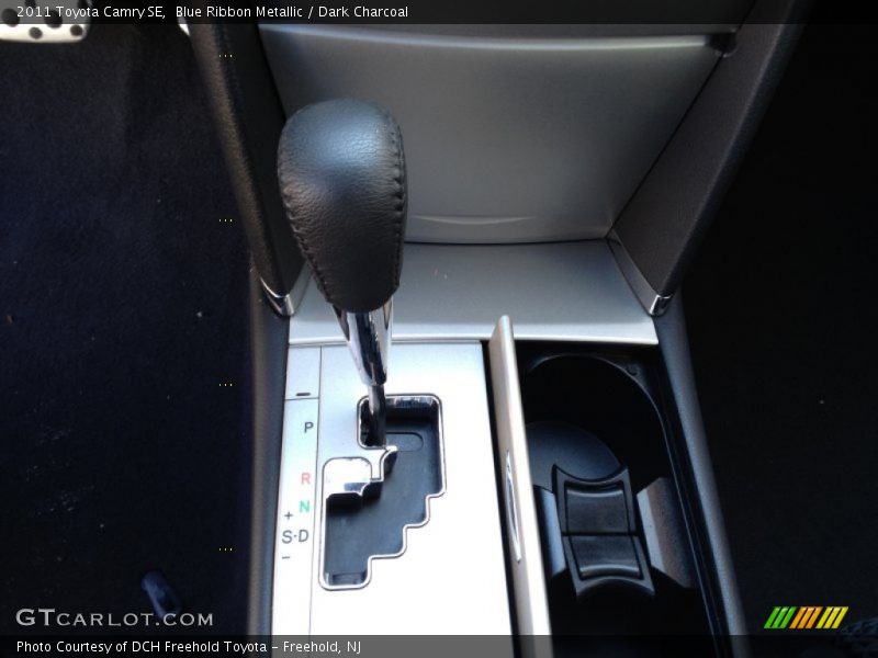 Blue Ribbon Metallic / Dark Charcoal 2011 Toyota Camry SE