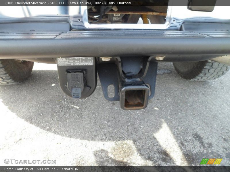 Black / Dark Charcoal 2006 Chevrolet Silverado 2500HD LS Crew Cab 4x4