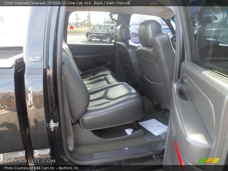 Black / Dark Charcoal 2006 Chevrolet Silverado 2500HD LS Crew Cab 4x4