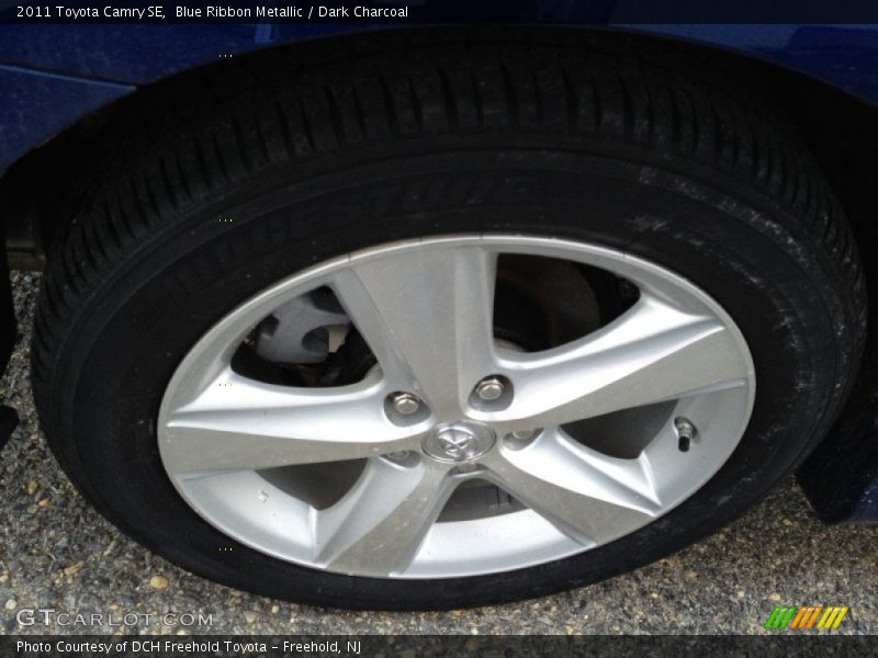 Blue Ribbon Metallic / Dark Charcoal 2011 Toyota Camry SE