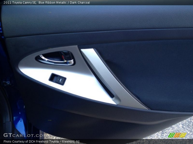 Blue Ribbon Metallic / Dark Charcoal 2011 Toyota Camry SE