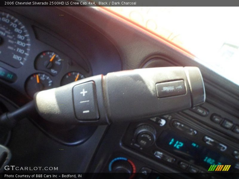 Black / Dark Charcoal 2006 Chevrolet Silverado 2500HD LS Crew Cab 4x4