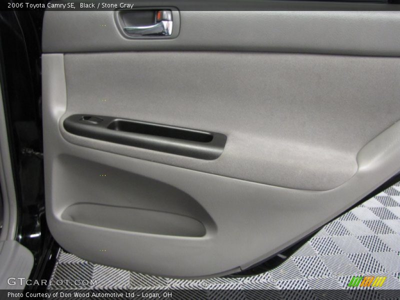 Black / Stone Gray 2006 Toyota Camry SE
