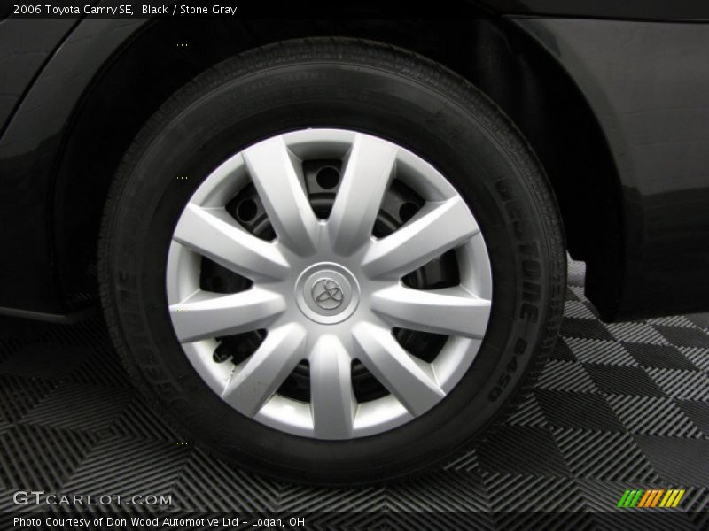 Black / Stone Gray 2006 Toyota Camry SE