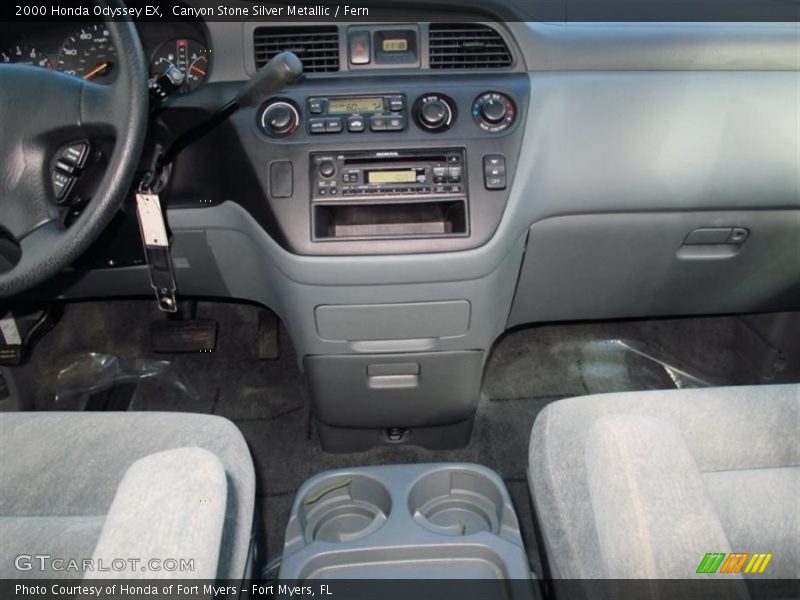 Canyon Stone Silver Metallic / Fern 2000 Honda Odyssey EX