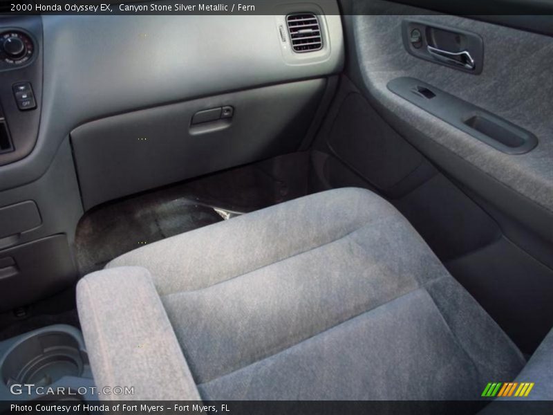 Canyon Stone Silver Metallic / Fern 2000 Honda Odyssey EX