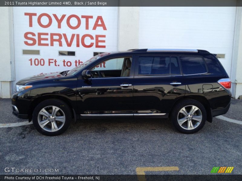 Black / Sand Beige 2011 Toyota Highlander Limited 4WD