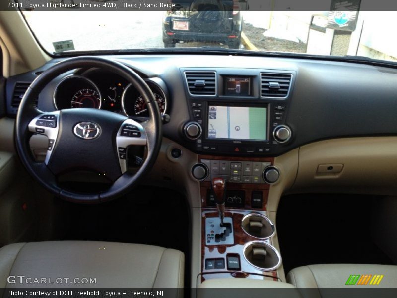 Black / Sand Beige 2011 Toyota Highlander Limited 4WD