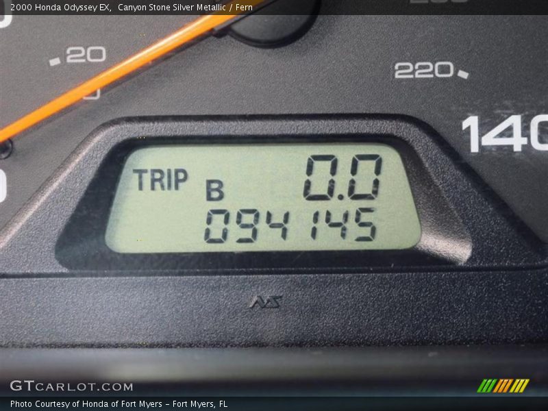 Canyon Stone Silver Metallic / Fern 2000 Honda Odyssey EX