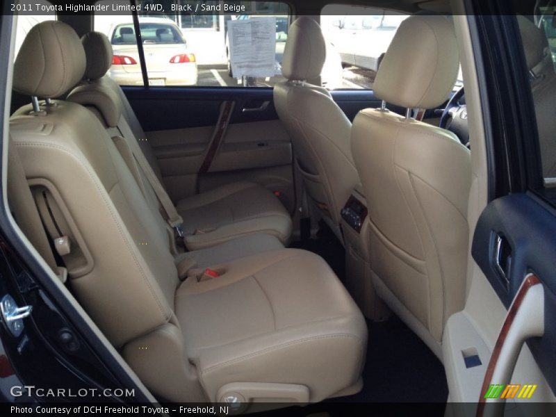 Black / Sand Beige 2011 Toyota Highlander Limited 4WD