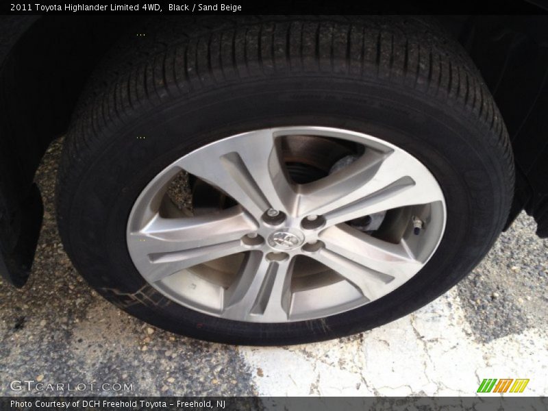 Black / Sand Beige 2011 Toyota Highlander Limited 4WD