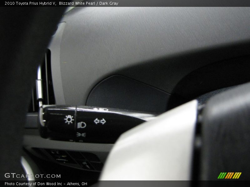 Blizzard White Pearl / Dark Gray 2010 Toyota Prius Hybrid V