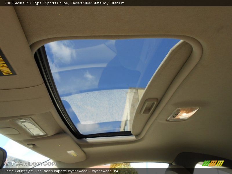 Sunroof of 2002 RSX Type S Sports Coupe