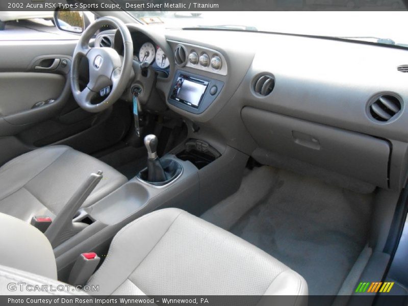 Dashboard of 2002 RSX Type S Sports Coupe