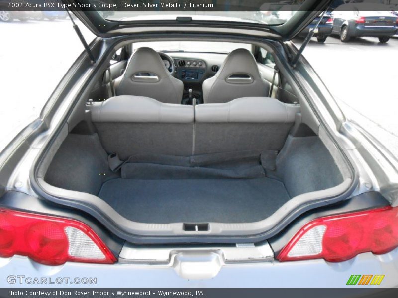  2002 RSX Type S Sports Coupe Trunk