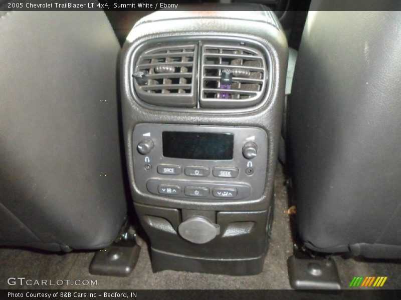 Summit White / Ebony 2005 Chevrolet TrailBlazer LT 4x4