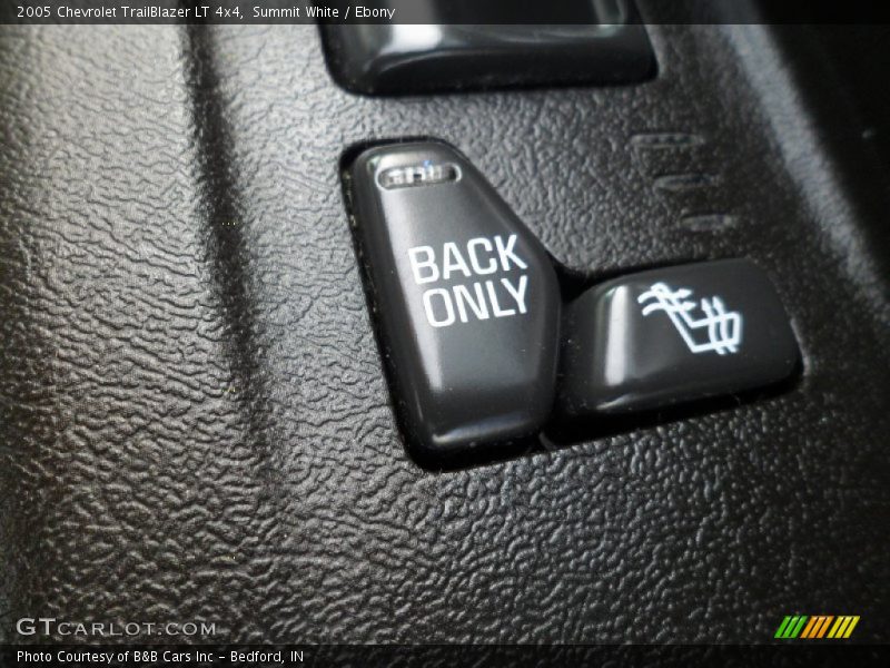 Summit White / Ebony 2005 Chevrolet TrailBlazer LT 4x4